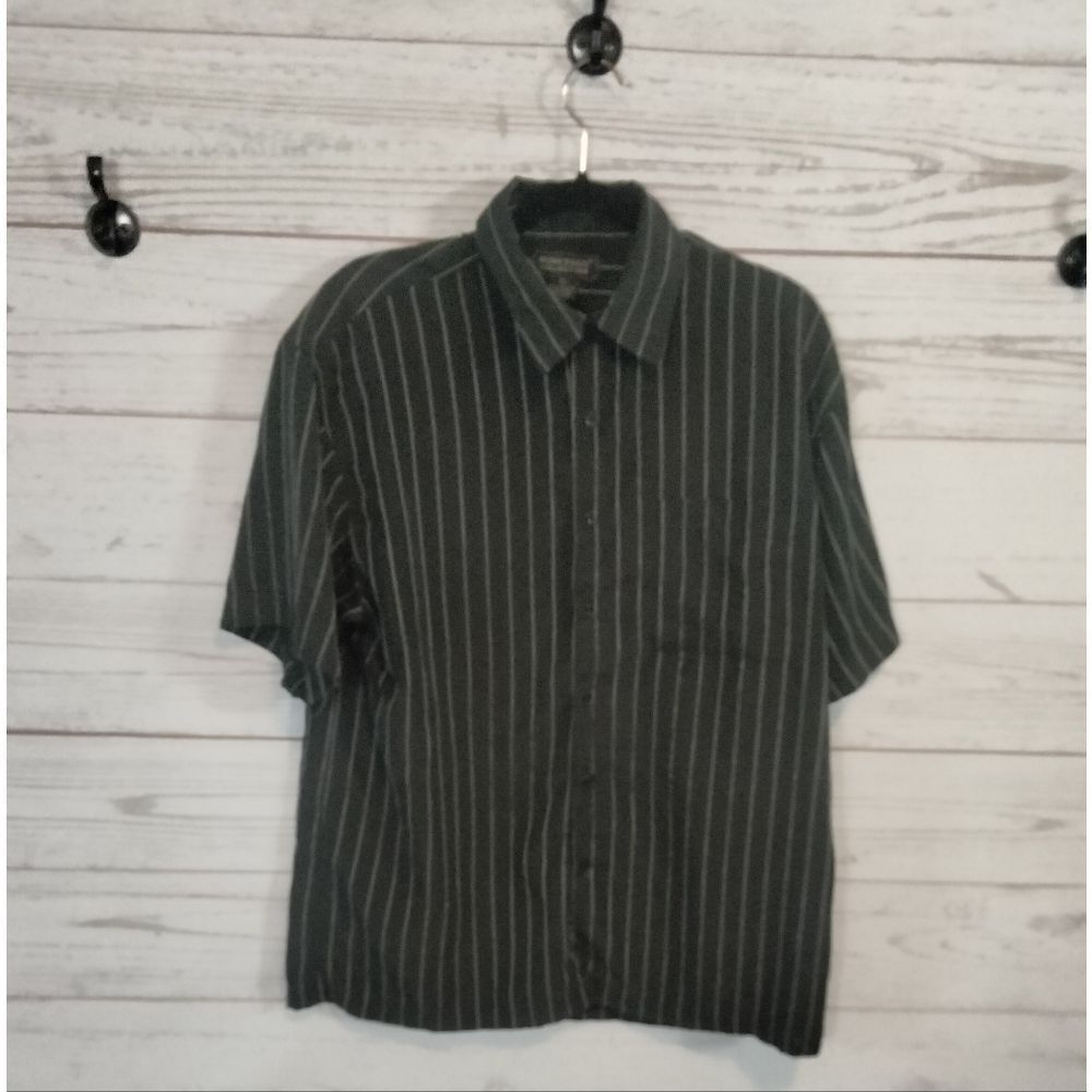 Collection B Black and White Casual Button Down Shirt